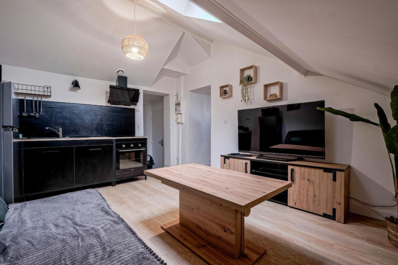 Liberation - F2 Apartment Near Disneyland Paris Montry Bagian luar foto